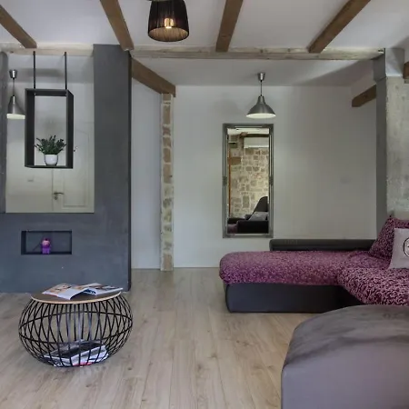 Cozy And Beautiful House In