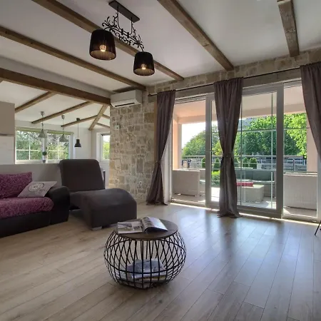 Cozy And Beautiful House In *