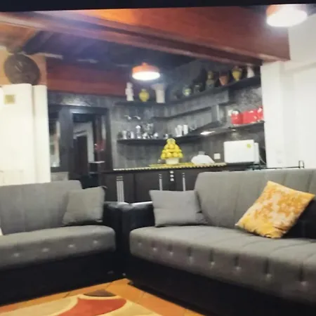 Cozy And Beautiful House In * 풀라